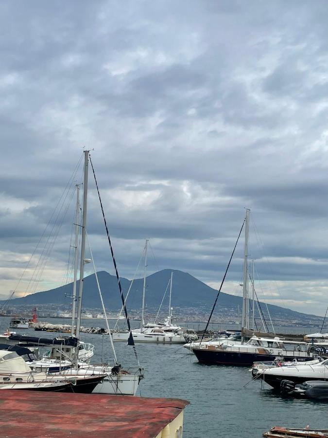 Ropelli Santa Chiara Apartment เนเปิลส์ ภายนอก รูปภาพ